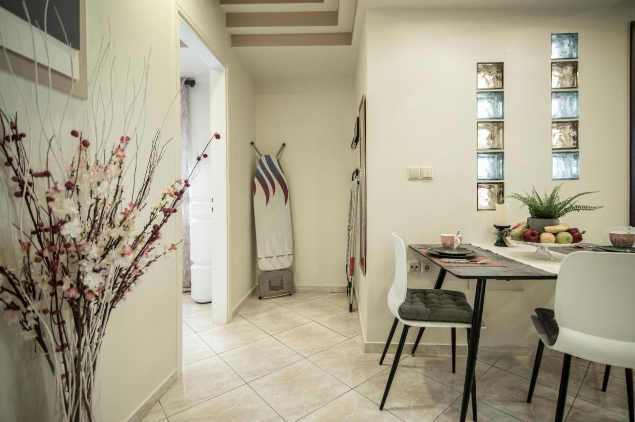 'the Ivory' House Project In Apartment *