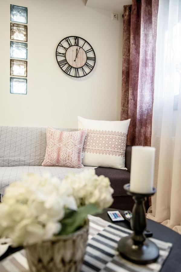 'the Ivory' House Project In